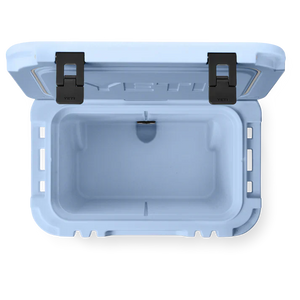 Yeti Roadie 32 Cooler Box in Big Sky Blue